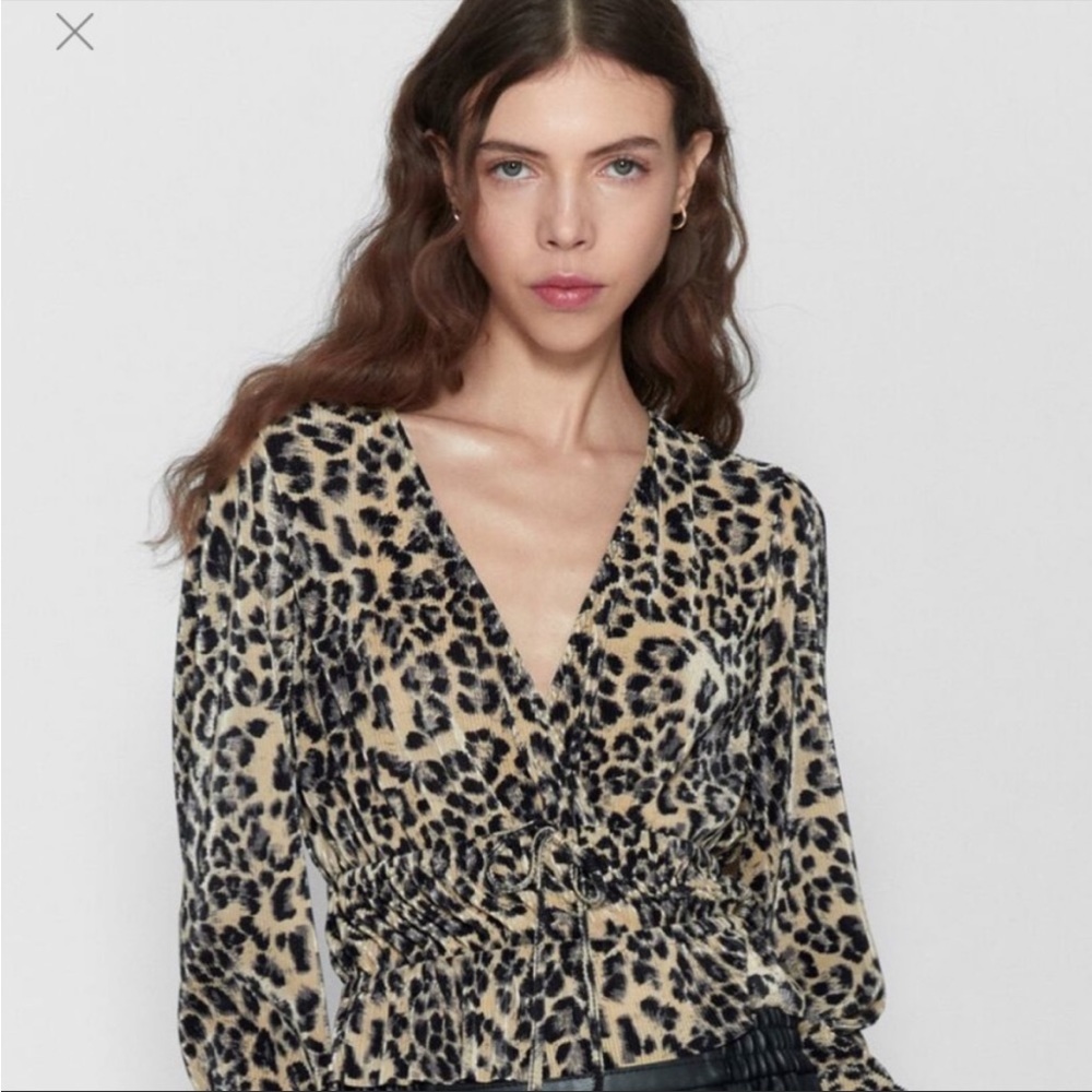 Zara Pleated Leopard Top size S